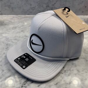 Nike Dri-Fit Retro 72 Rope Light Grey Adjustable Snapback Golf Hat Size S/M